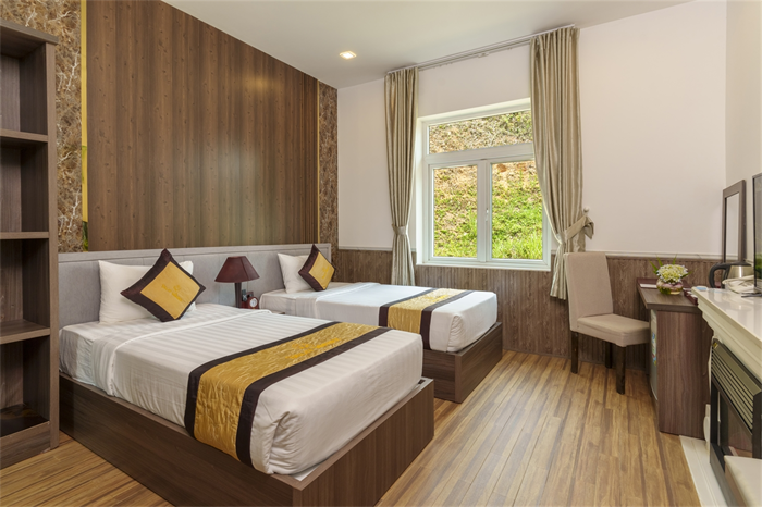 Villa 06 Phòng Ngủ Hướng Vườn